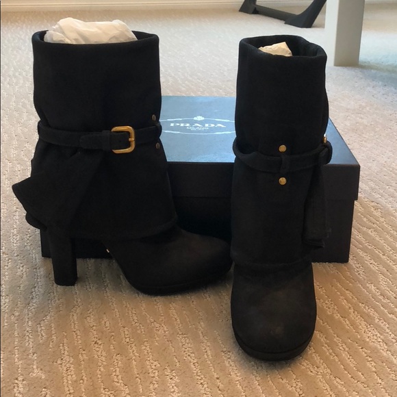 Prada Brushed Leather Belted Boots Sz 37 1/2 - Picture 5 of 8